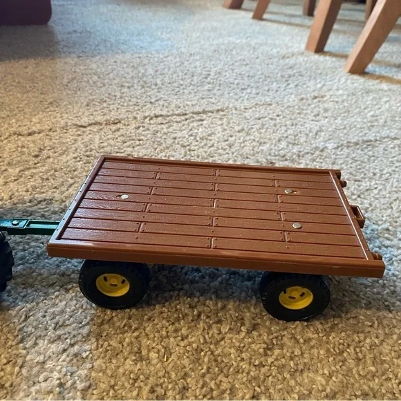 John Deere Metal Diecast Tractor Toy W/ Flatbed Trailer Green